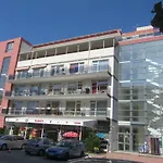 Lejlighedshotel Cote D'azure 3*