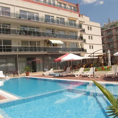 Cote D'azure 内塞伯尔