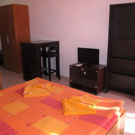 Cote D'azure 内塞伯尔