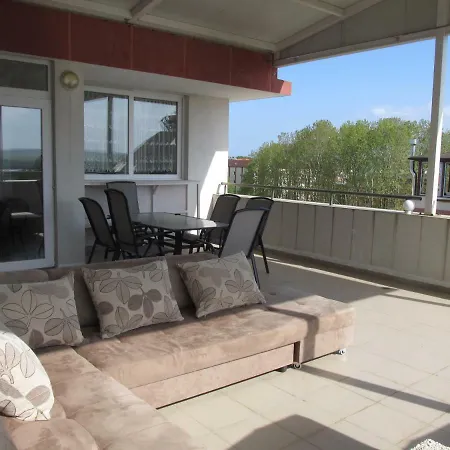 Cote D'azure 公寓式酒店 3*