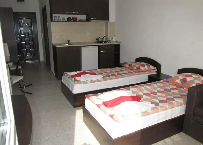 Ξενοδοχείο με διαμερίσματα Cote D'azure Νεσέμπαρ